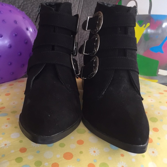 Beautiful Rue21 etc! Buckle Boots - Picture 8 of 8